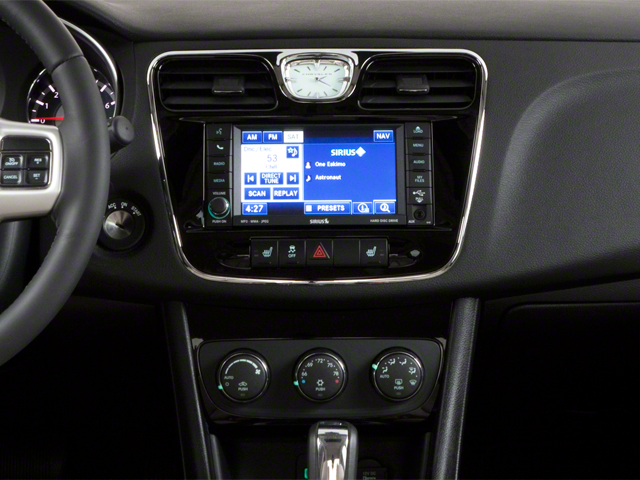 2011 Chrysler 200 Limited
