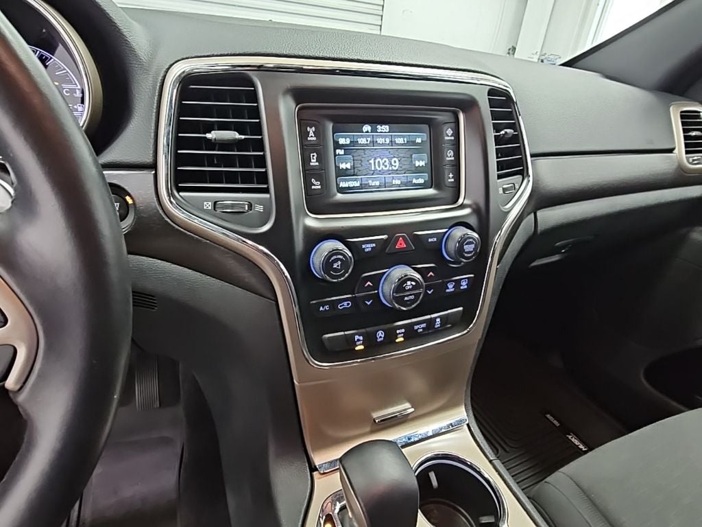 2016 Jeep Grand Cherokee Laredo