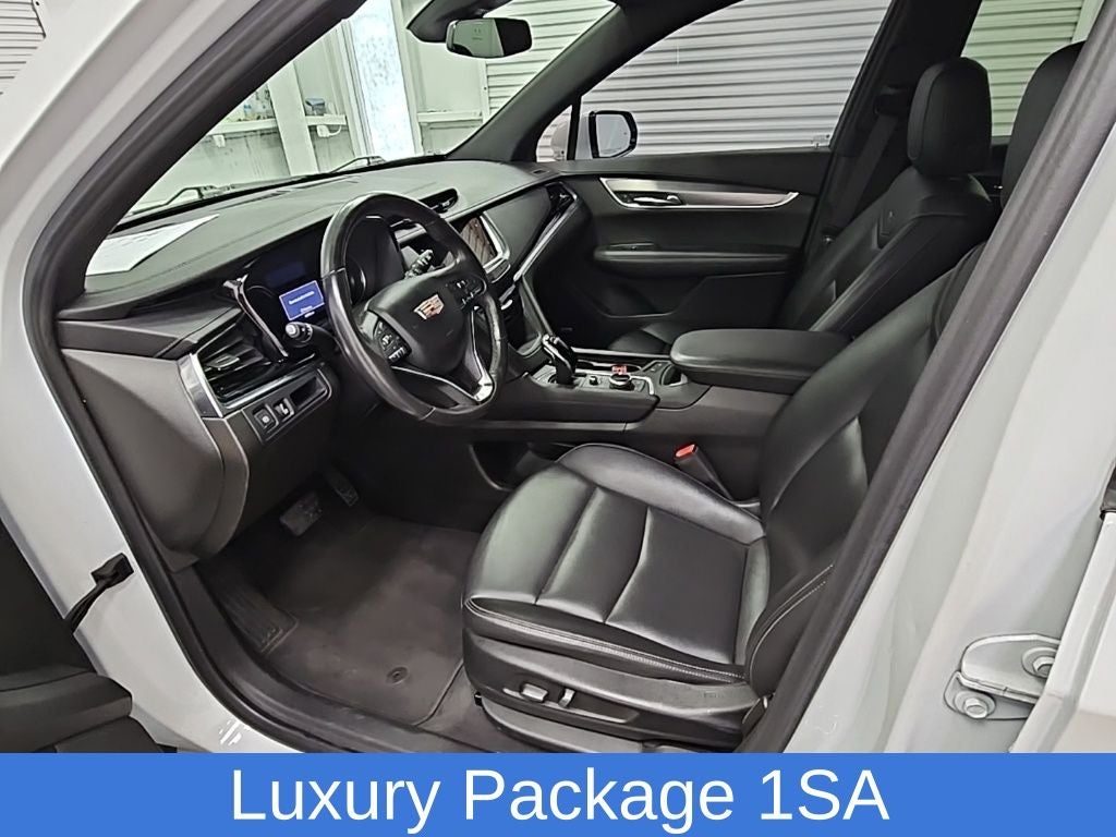 2023 Cadillac XT6 Luxury