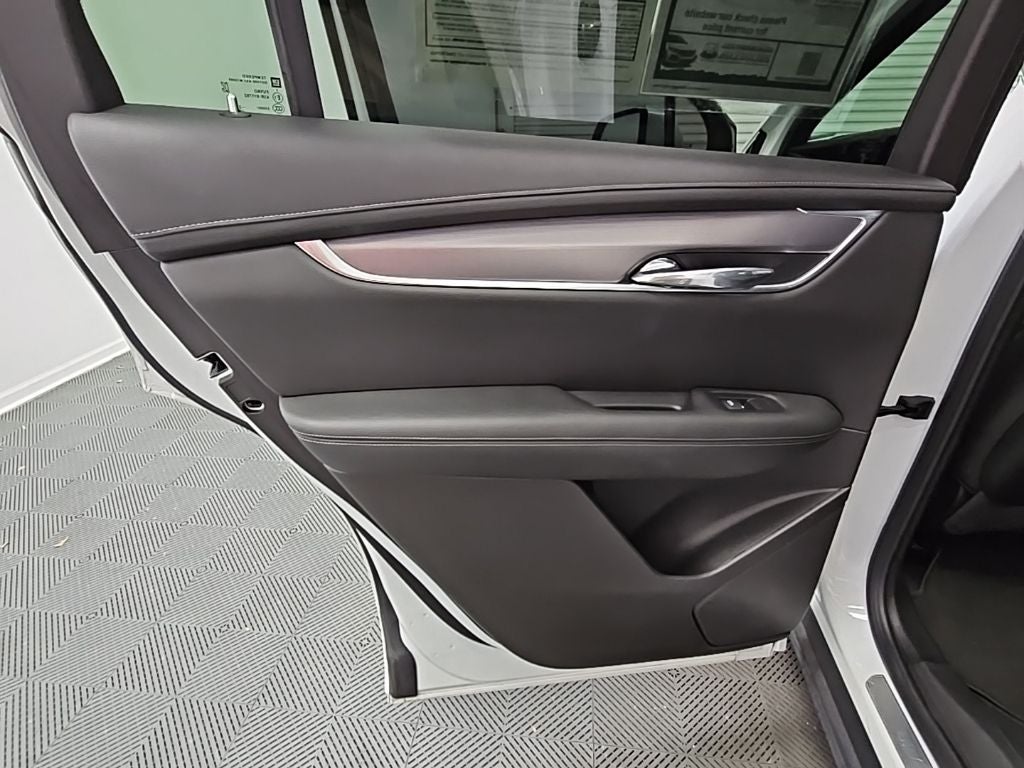 2023 Cadillac XT6 Luxury