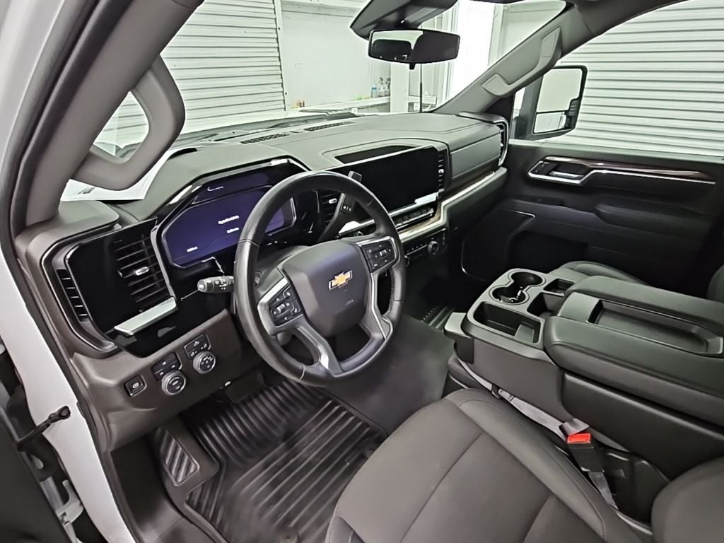 2025 Chevrolet Silverado 2500HD LT