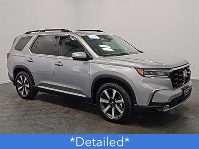 2023 Honda Pilot Touring