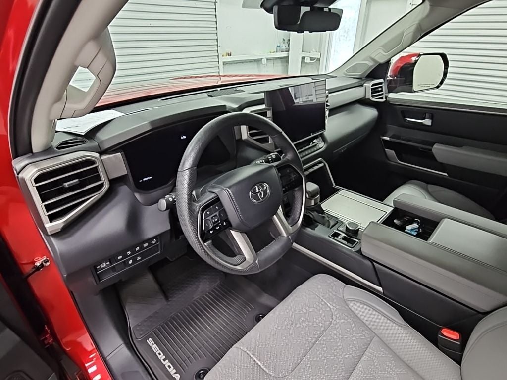 2024 Toyota Sequoia SR5