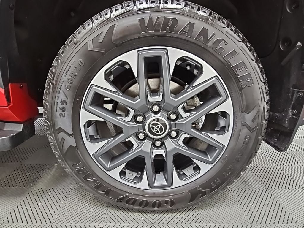 2024 Toyota Sequoia SR5