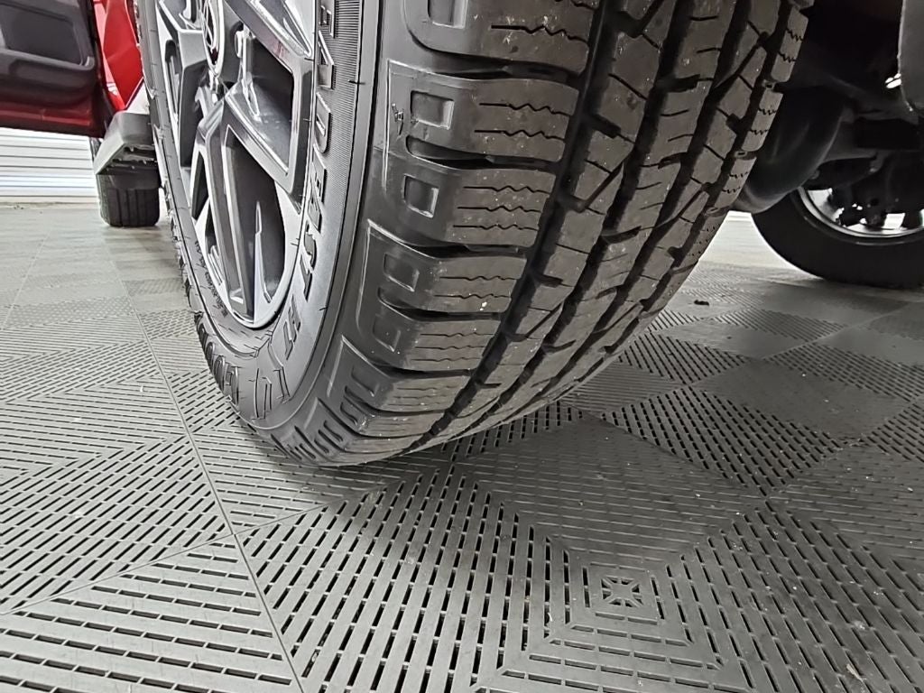 2024 Toyota Sequoia SR5