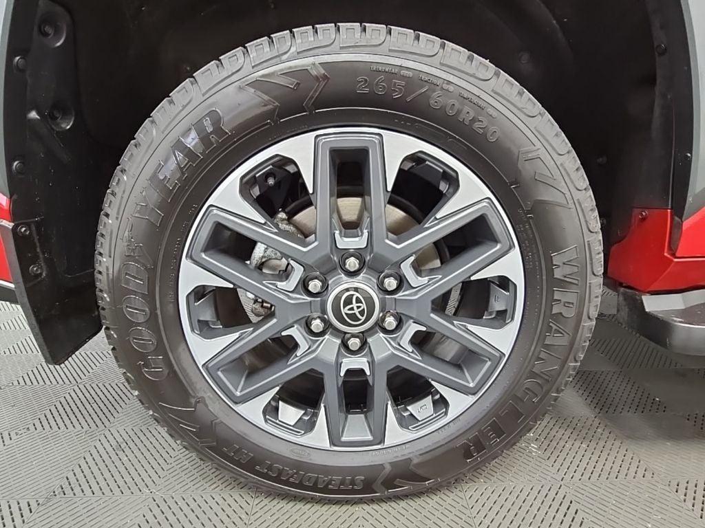 2024 Toyota Sequoia SR5