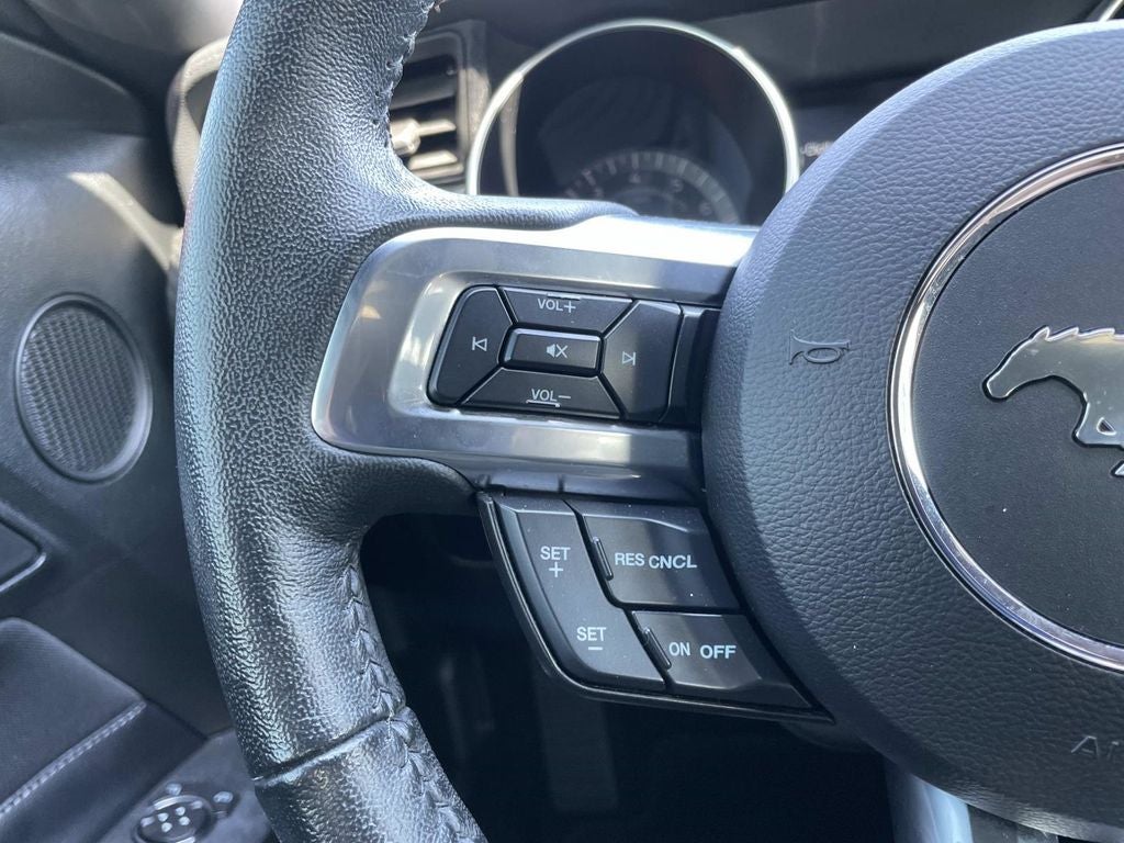 2022 Ford Mustang EcoBoost