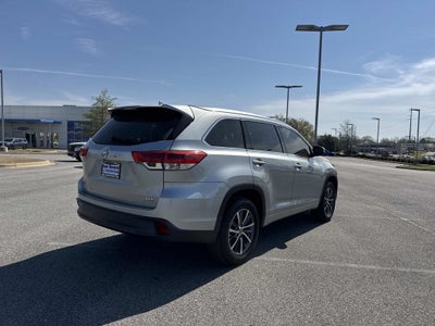 2018 Toyota Highlander SE