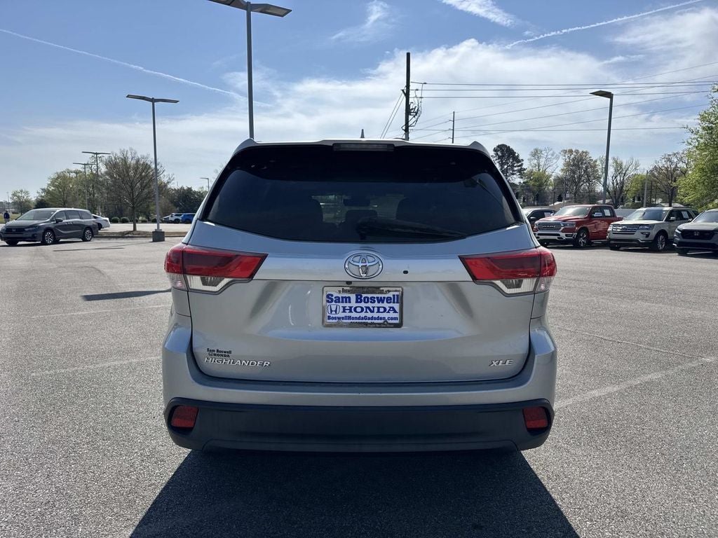 2018 Toyota Highlander SE