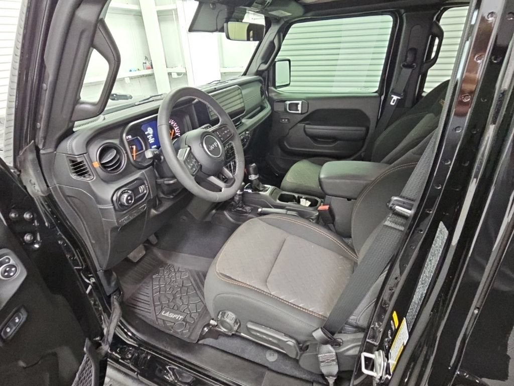 2025 Jeep Gladiator Mojave 4x4