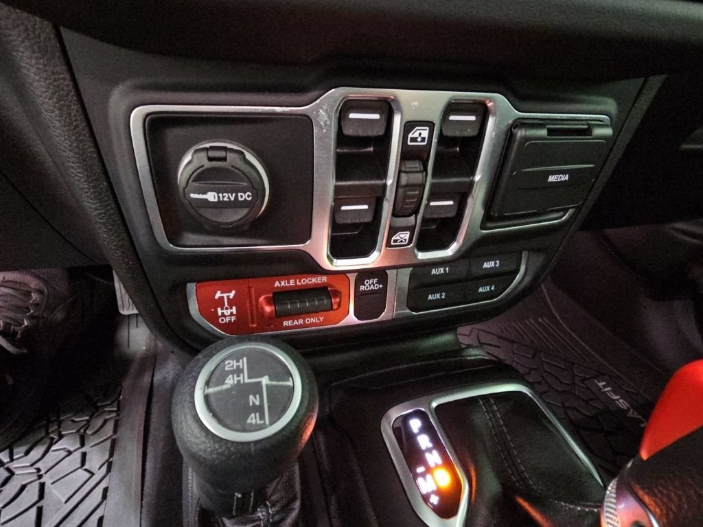 2025 Jeep Gladiator Mojave 4x4