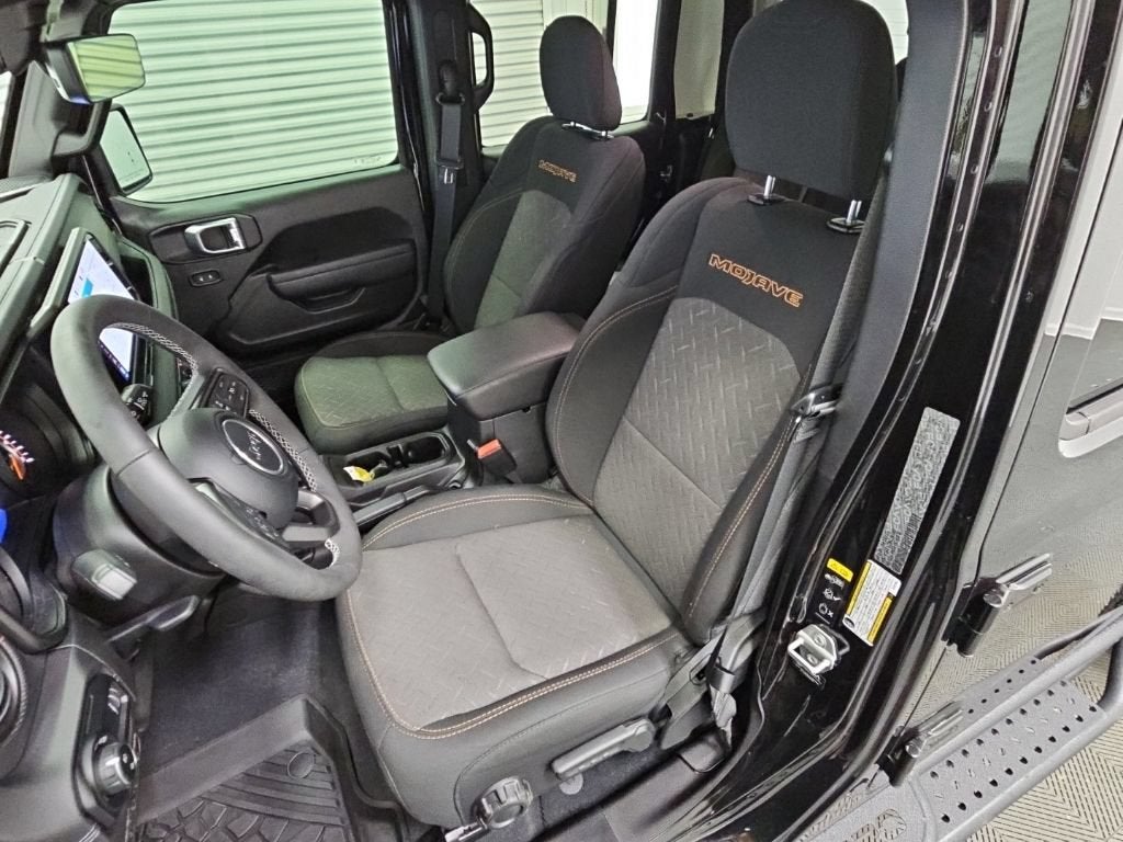 2025 Jeep Gladiator Mojave 4x4