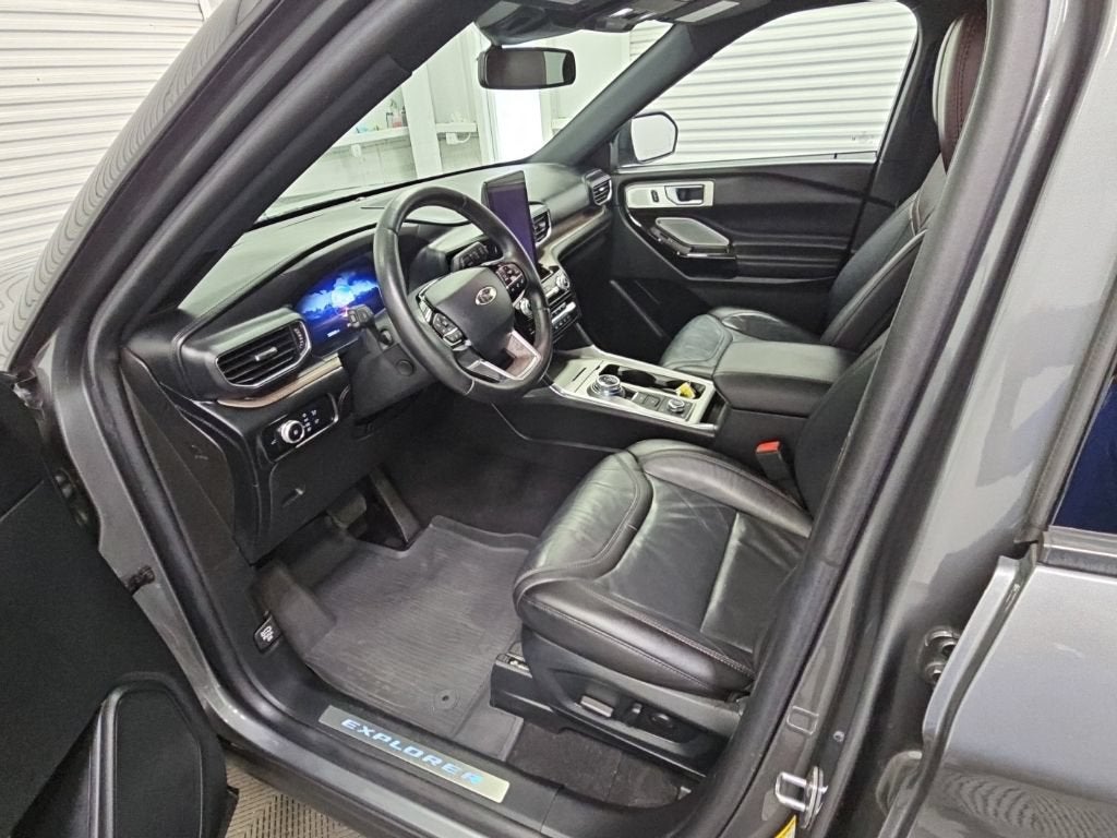 2023 Ford Explorer Platinum