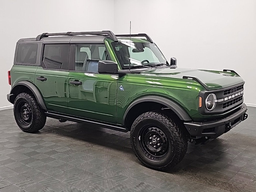 2022 Ford Bronco Base