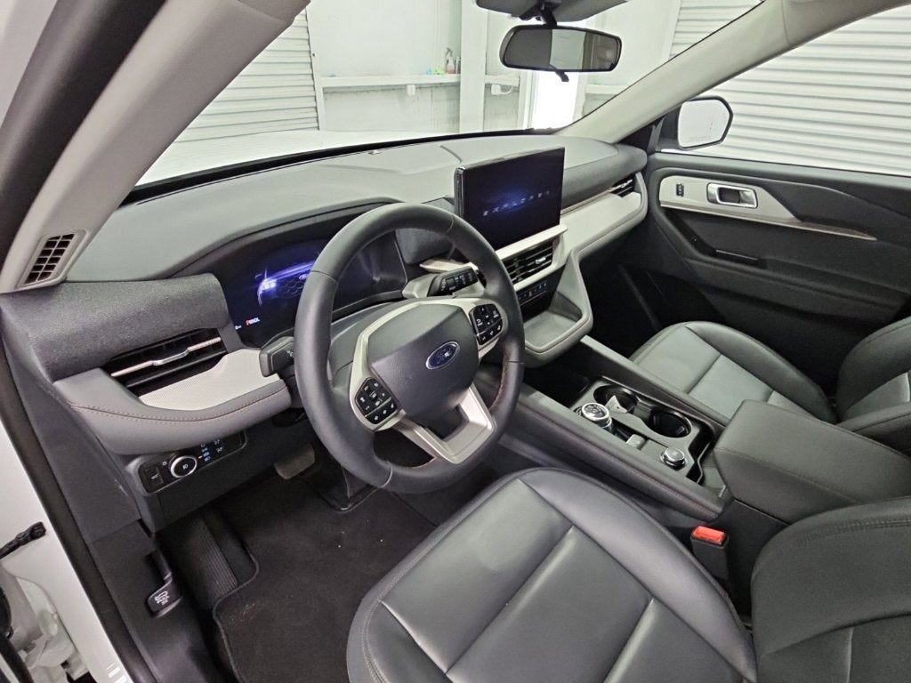 2026 Ford Explorer Active - Photo 12