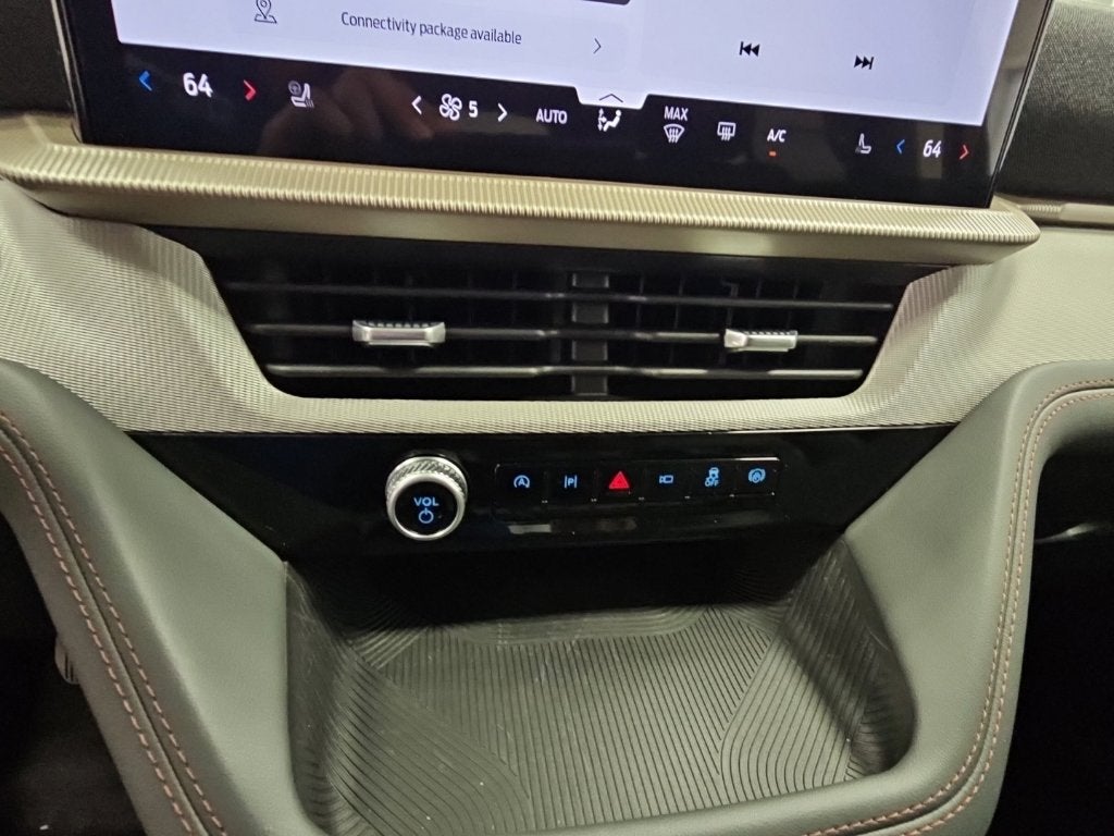 2026 Ford Explorer Active - Photo 20