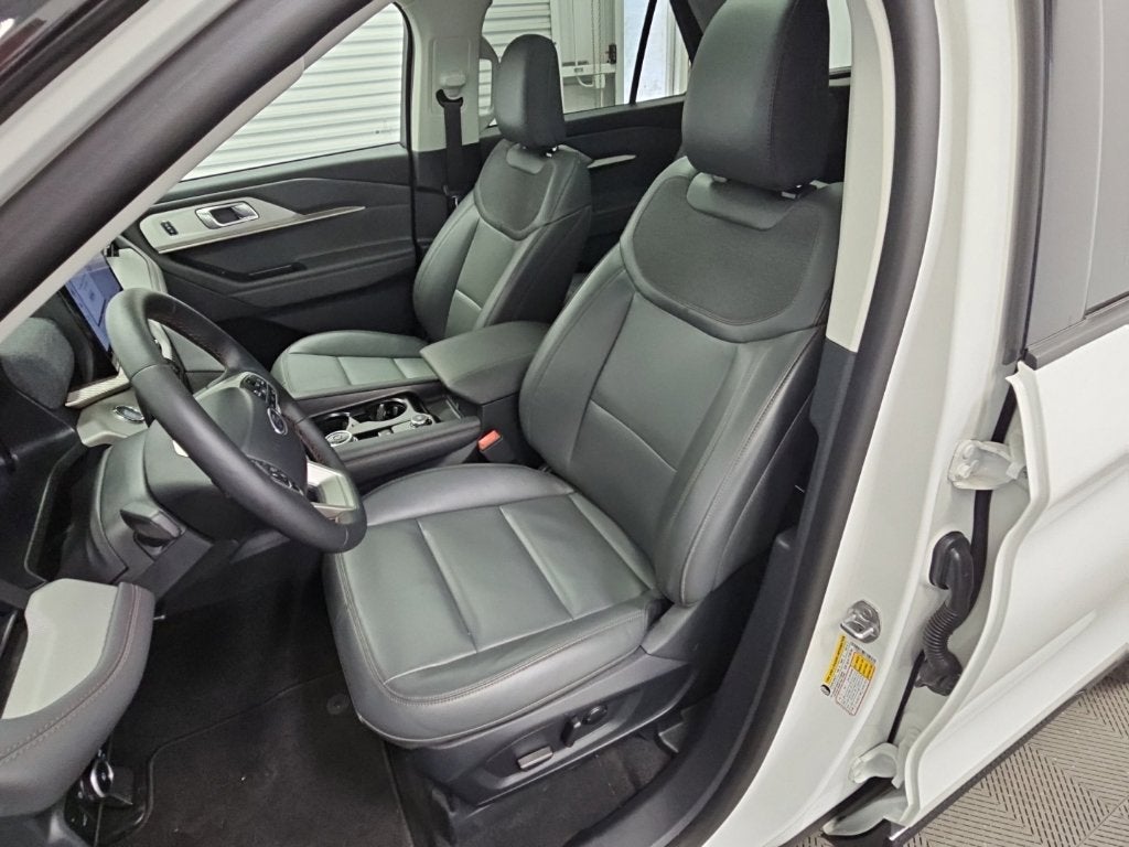 2026 Ford Explorer Active - Photo 29