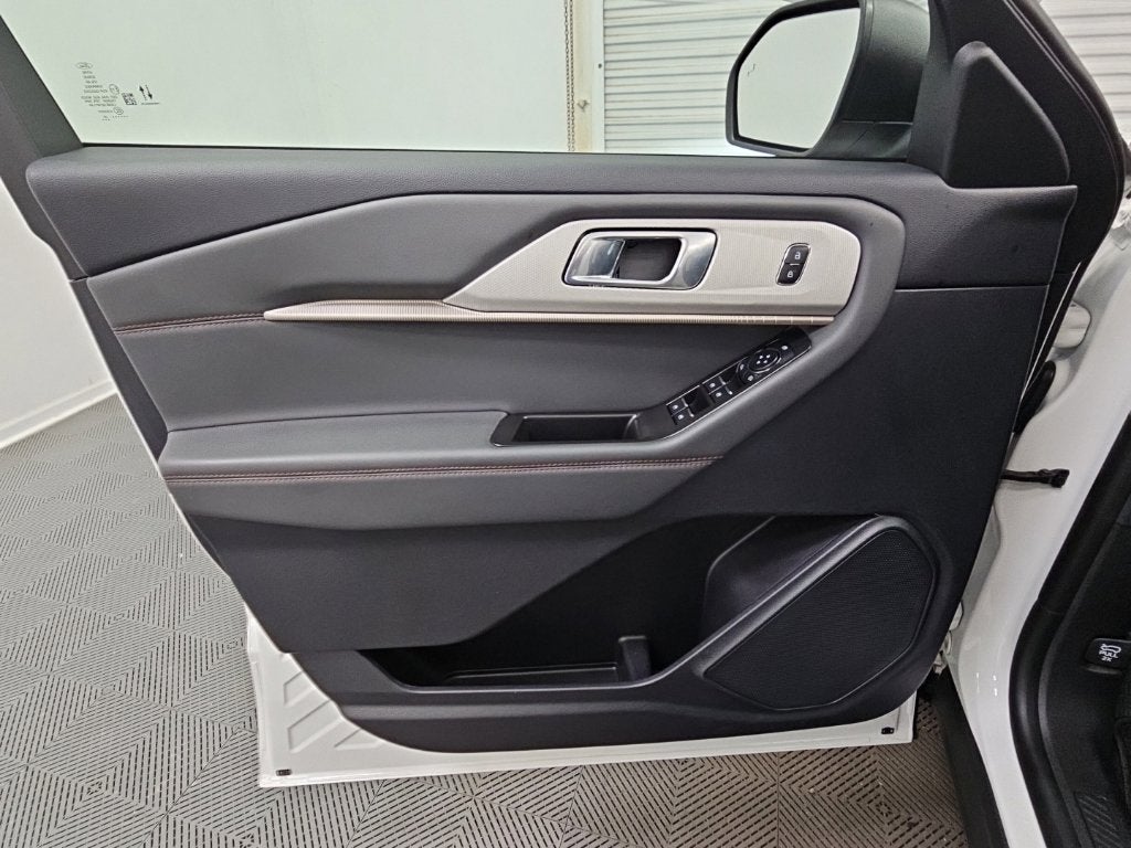 2026 Ford Explorer Active - Photo 31