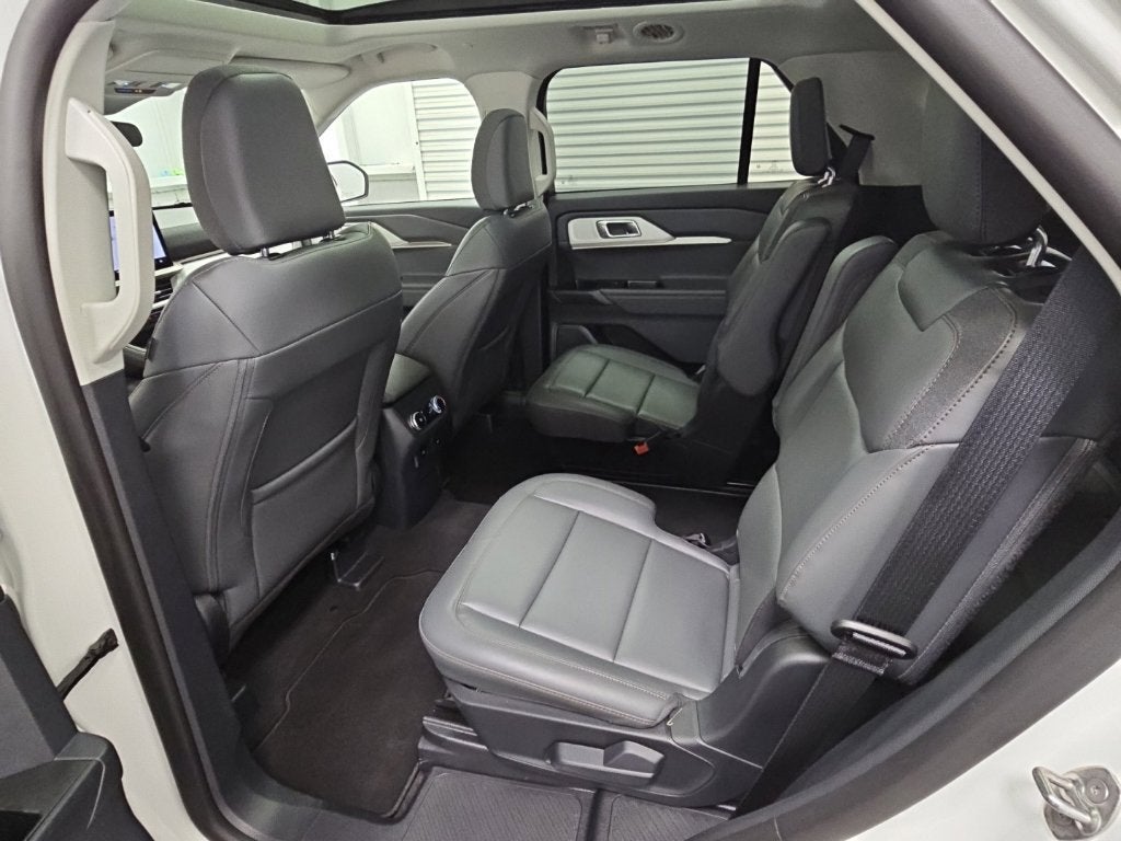 2026 Ford Explorer Active - Photo 32