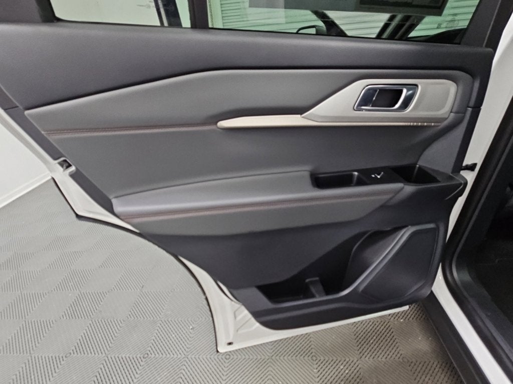 2026 Ford Explorer Active - Photo 35