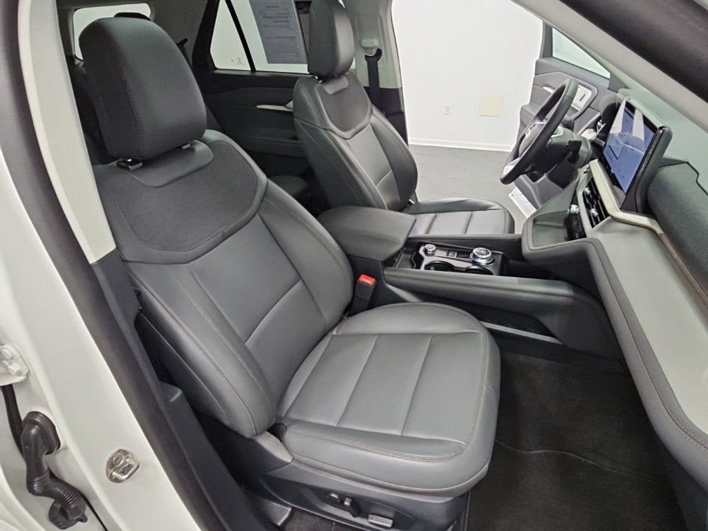 2026 Ford Explorer Active - Photo 42
