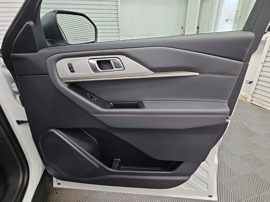 2026 Ford Explorer Active - Photo 43
