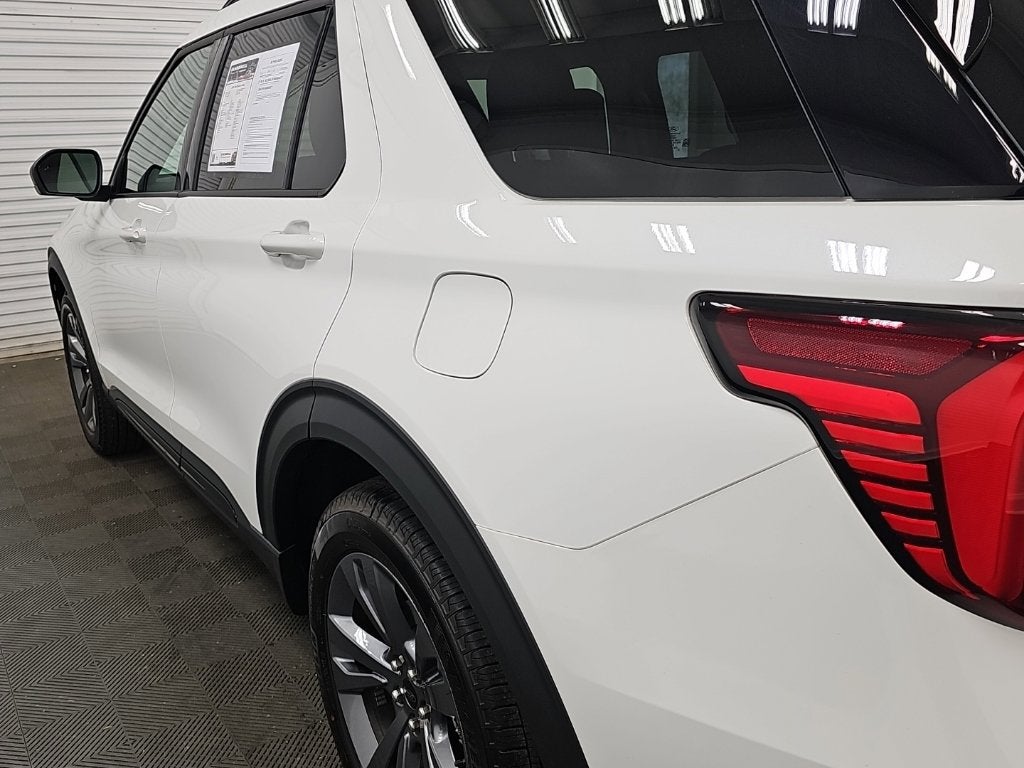 2026 Ford Explorer Active - Photo 7