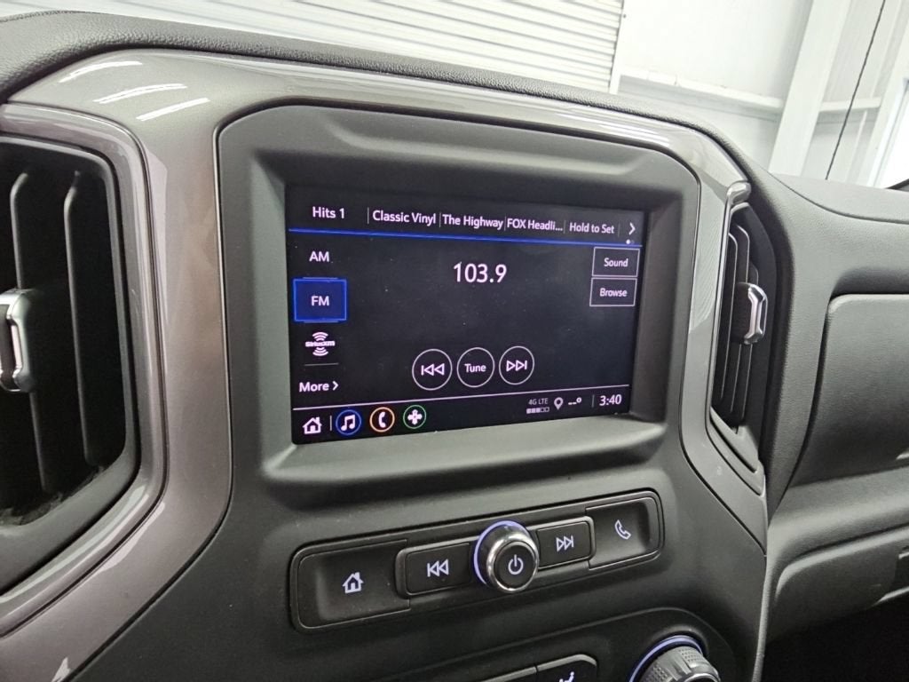 2024 Chevrolet Silverado 1500 Custom - Photo 15
