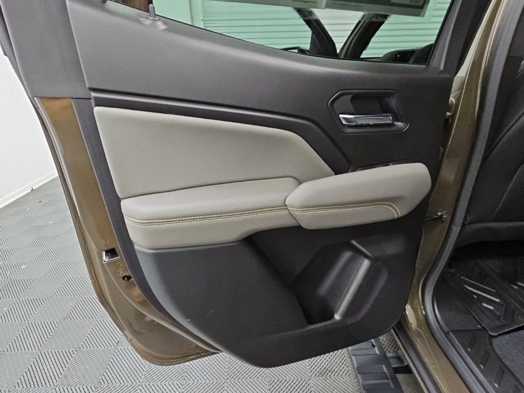 2025 Chevrolet Colorado ZR2 - Photo 36