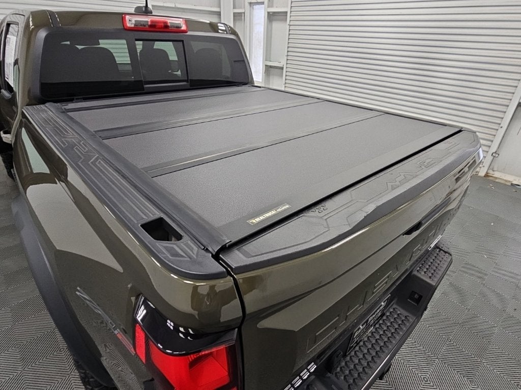 2025 Chevrolet Colorado ZR2 - Photo 37