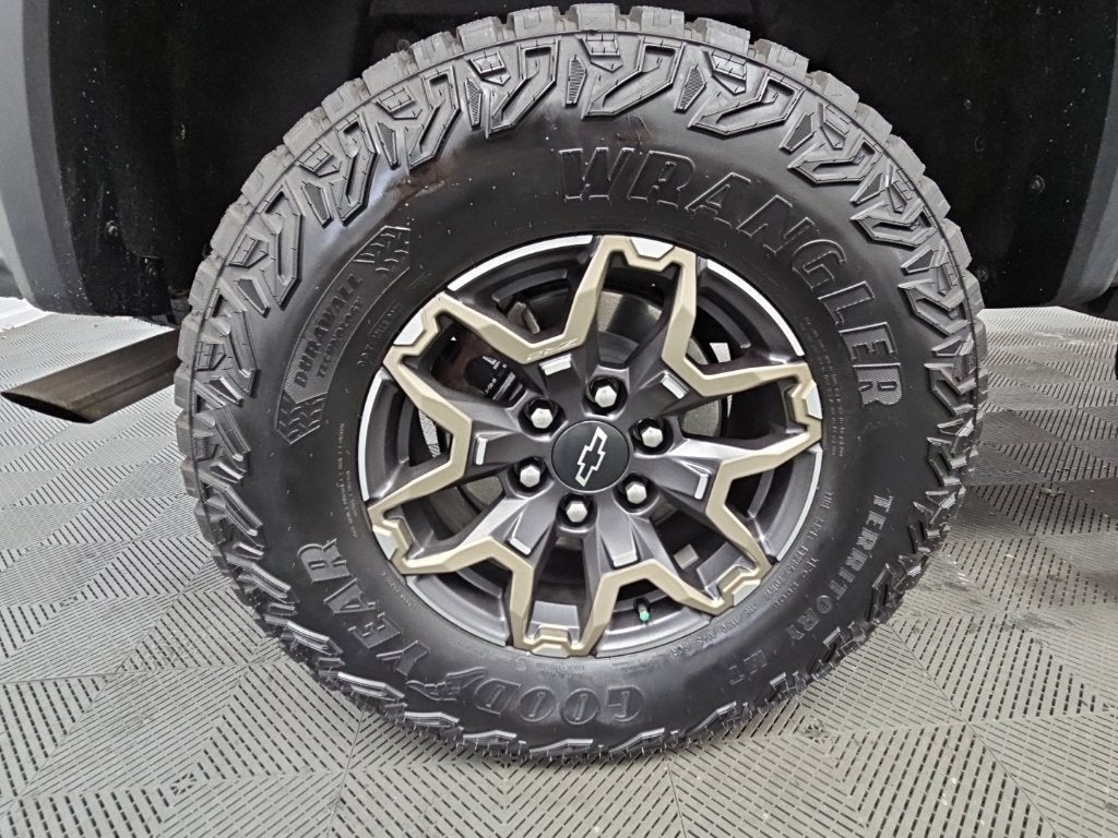 2025 Chevrolet Colorado ZR2 - Photo 52