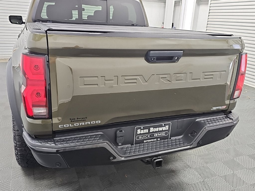 2025 Chevrolet Colorado ZR2 - Photo 8