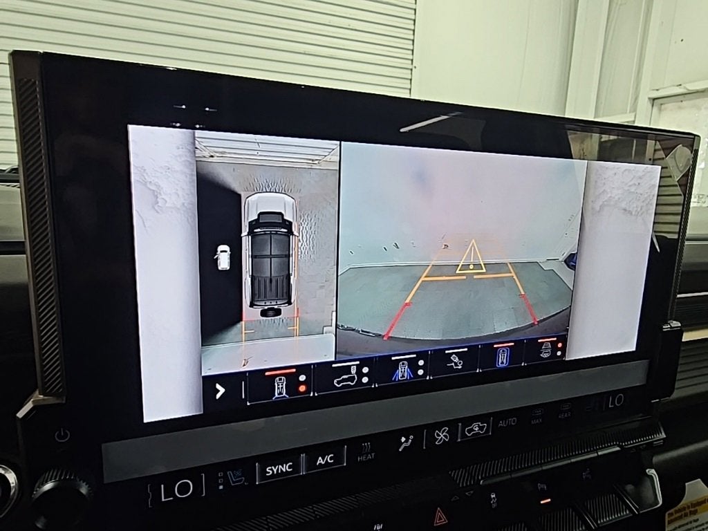 2025 GMC HUMMER EV SUV 2X