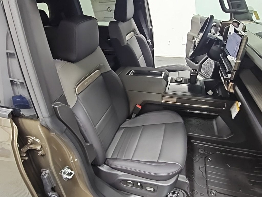 2025 GMC HUMMER EV SUV 2X
