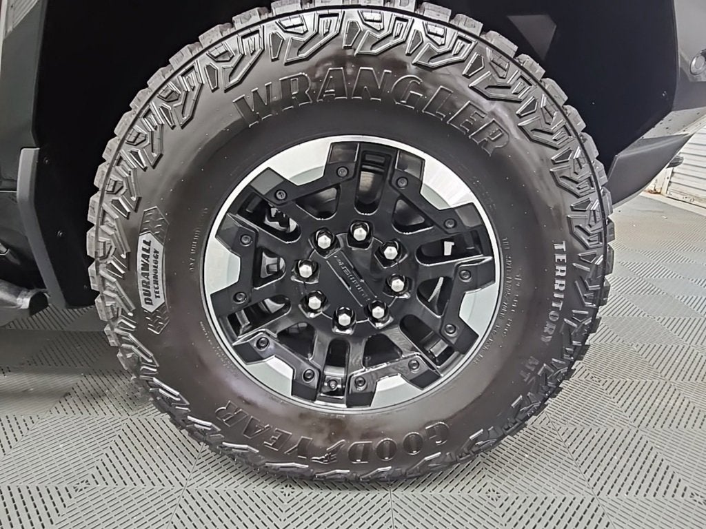 2025 GMC HUMMER EV SUV 2X