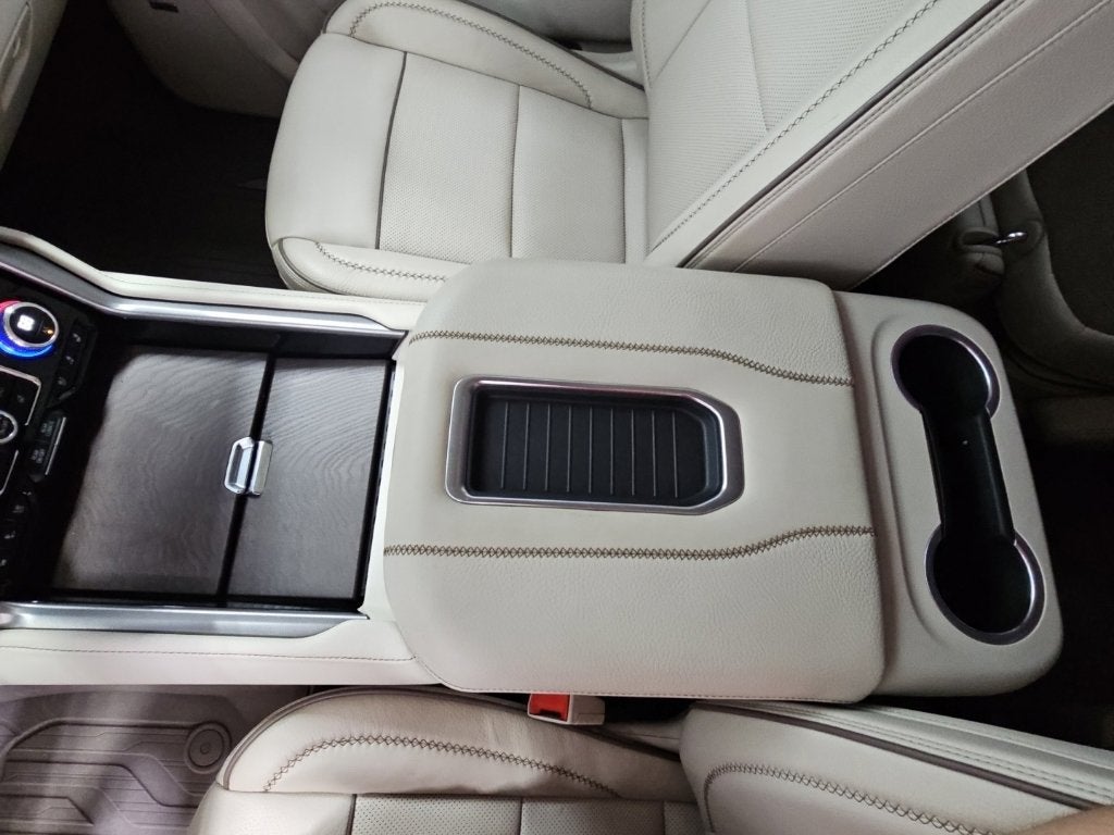 2023 GMC Yukon XL Denali - Photo 22