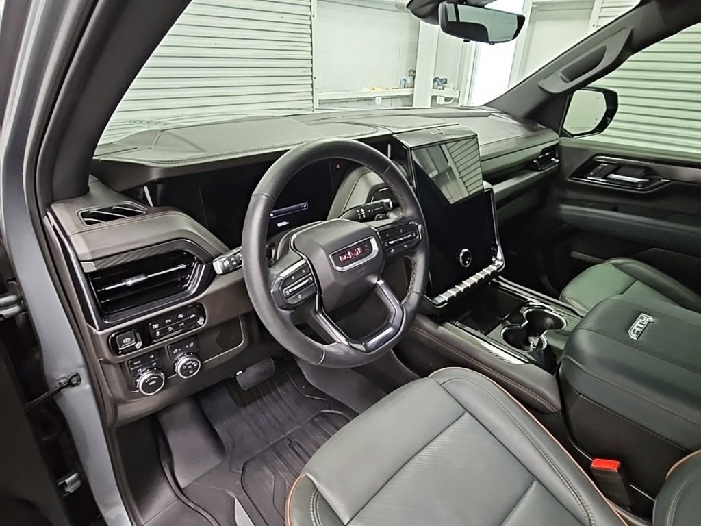 2025 GMC Yukon XL AT4