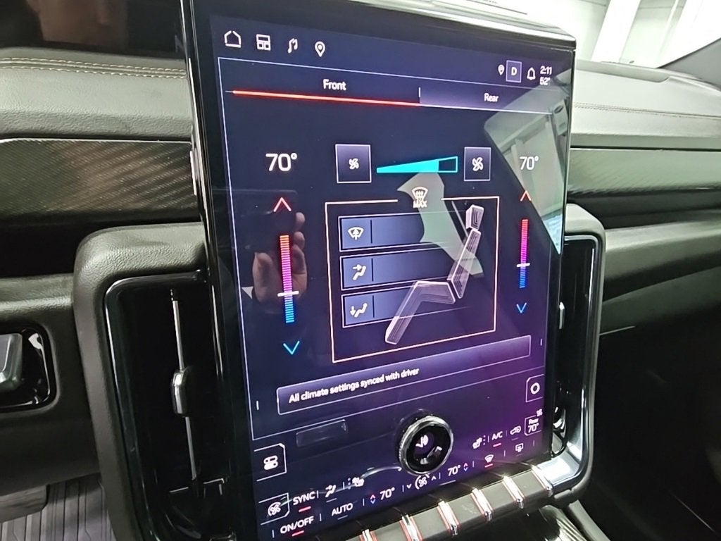 2025 GMC Yukon XL AT4