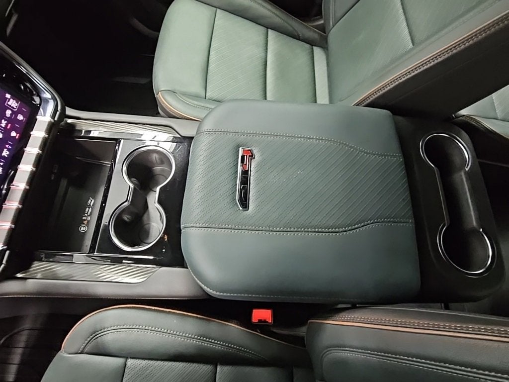 2025 GMC Yukon XL AT4