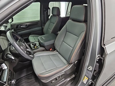2025 GMC Yukon XL AT4