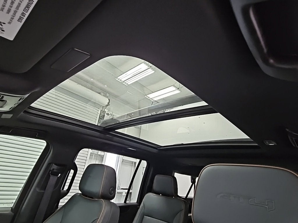 2025 GMC Yukon XL AT4