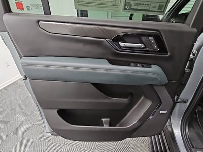 2025 GMC Yukon XL AT4