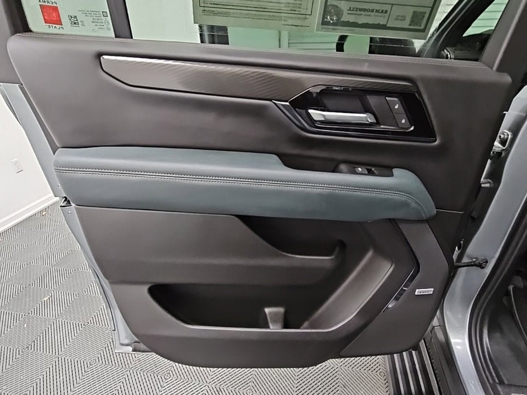 2025 GMC Yukon XL AT4