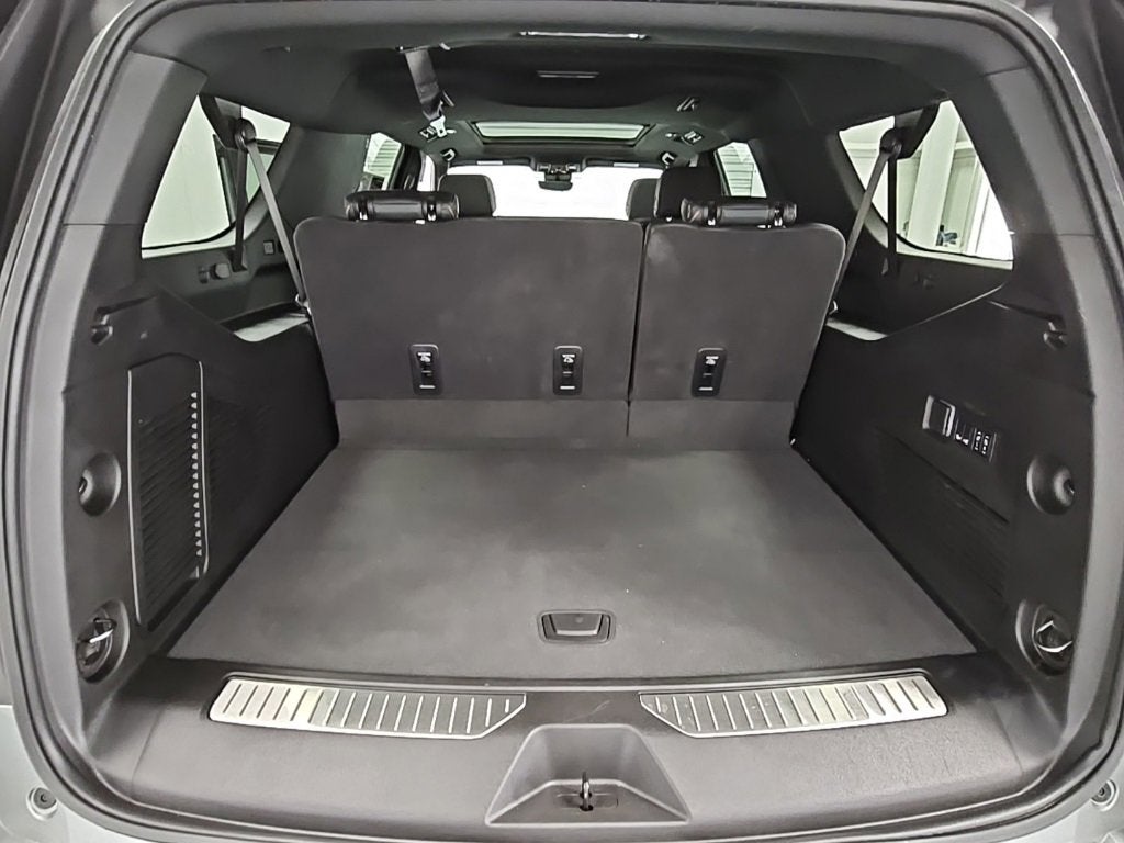 2025 GMC Yukon XL AT4