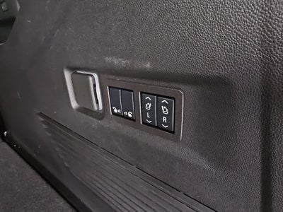 2025 GMC Yukon XL AT4