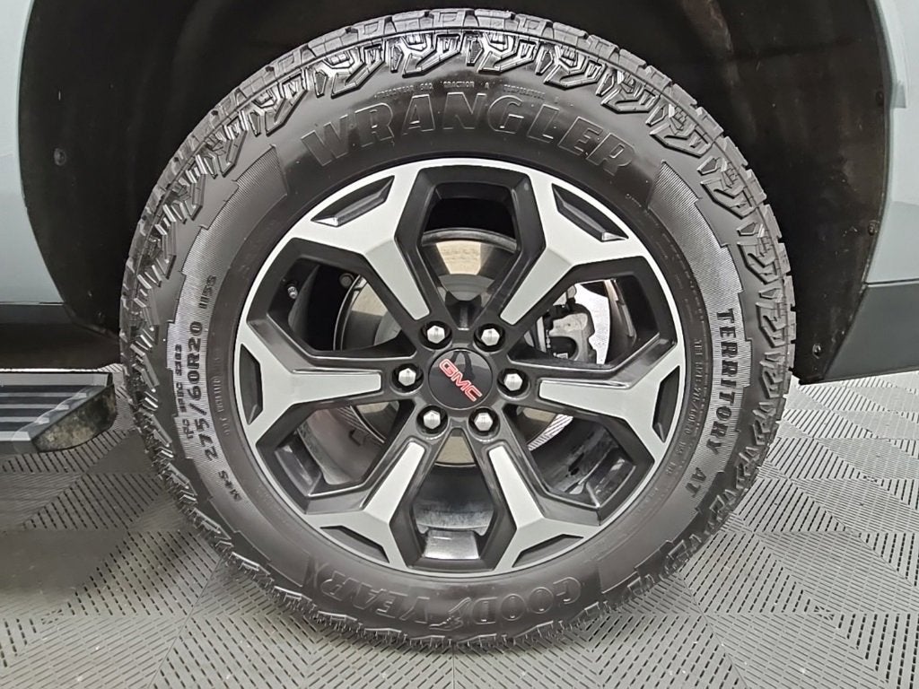 2025 GMC Yukon XL AT4