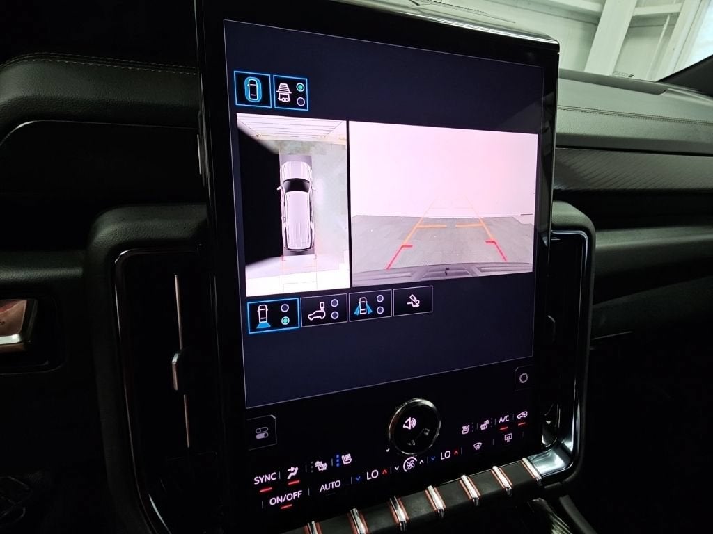 2025 GMC Yukon XL AT4