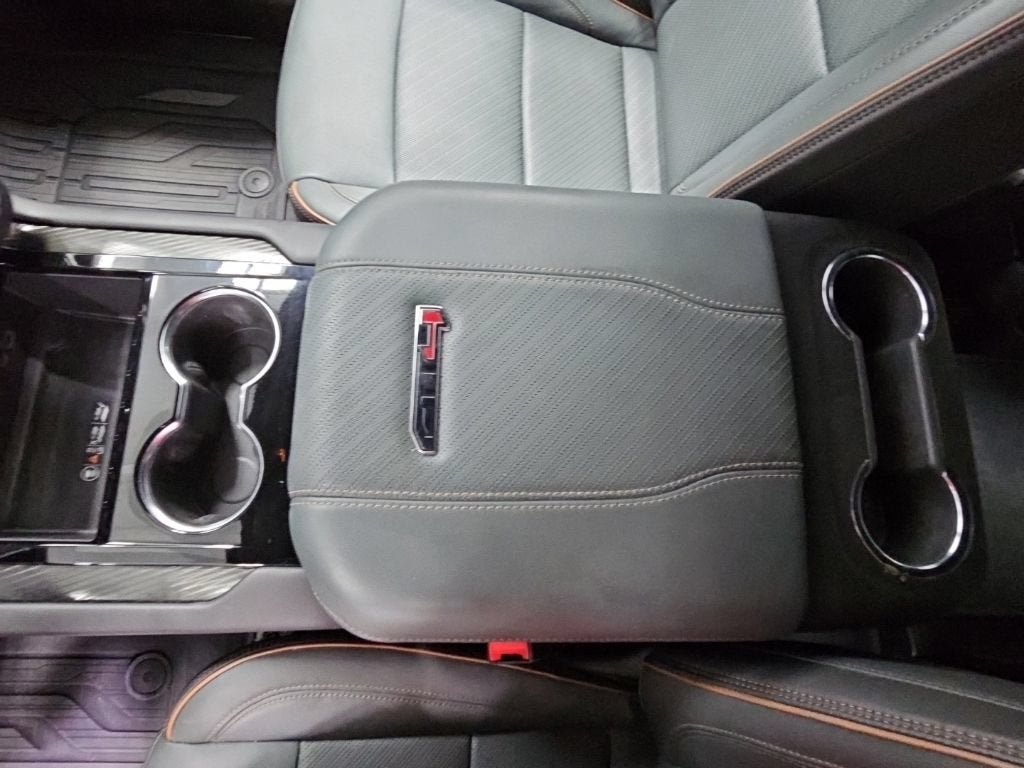 2025 GMC Yukon XL AT4