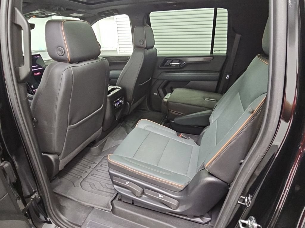 2025 GMC Yukon XL AT4