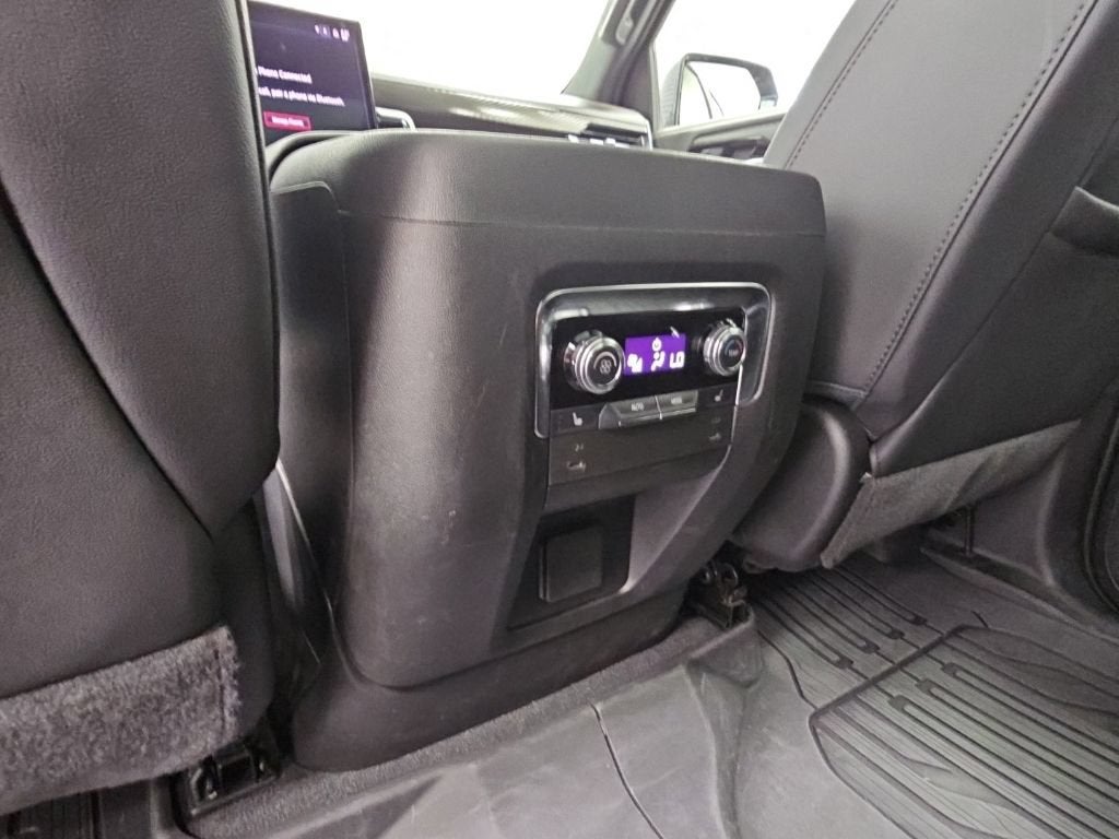 2025 GMC Yukon XL AT4